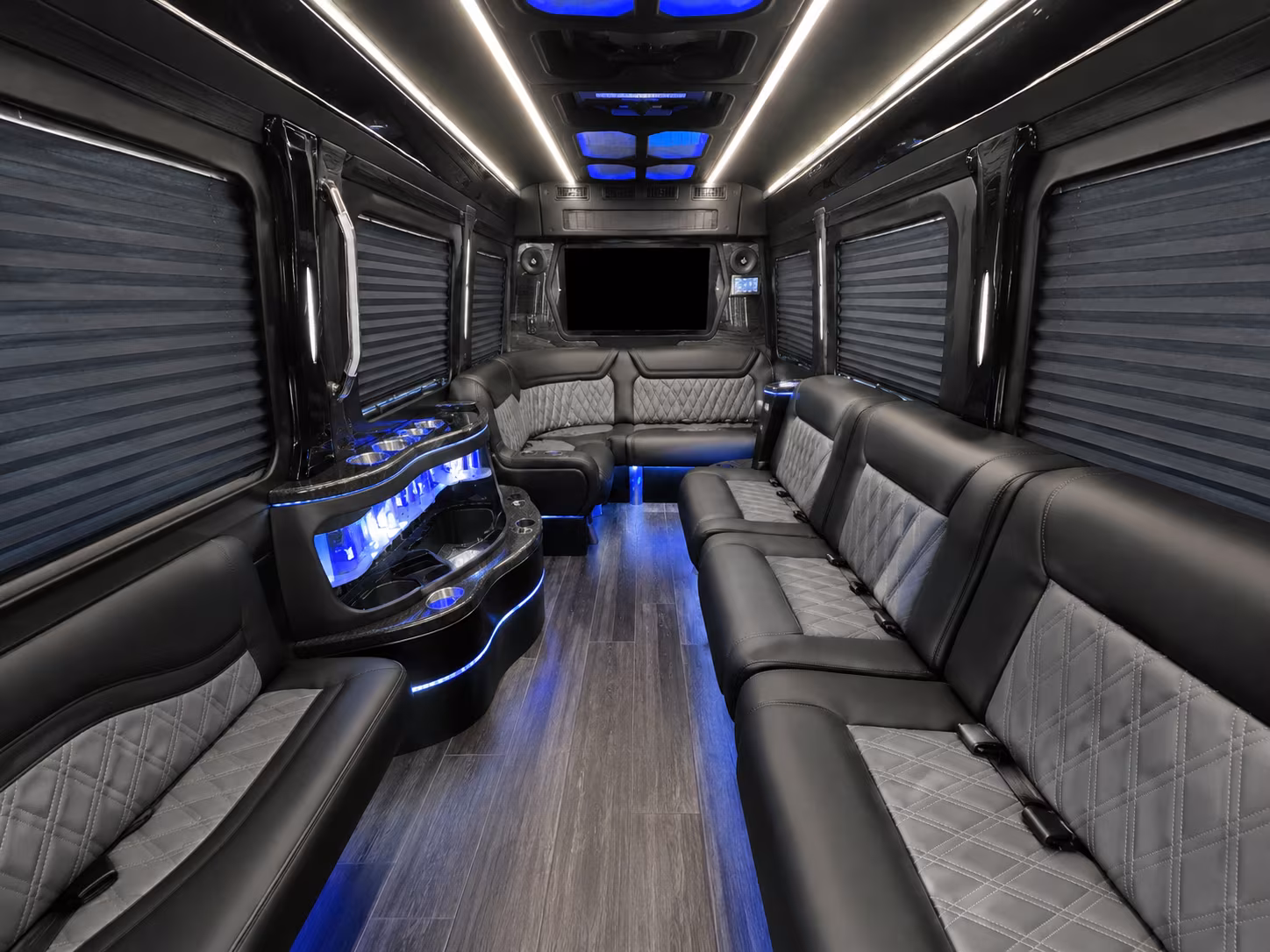 find the perfect transportation for your next airport transfer 1