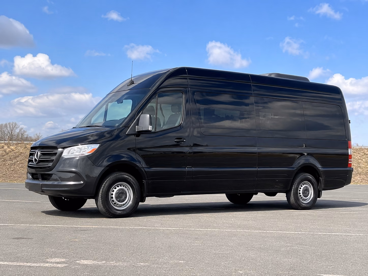 find the perfect transportation for your next airport transfer 2
